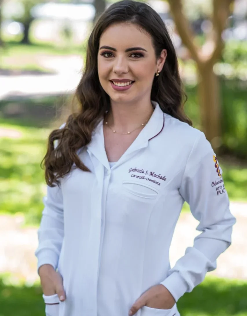 Dra. Gabriela Santos Machado
